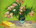 Oleander und Bücher Vincent van Gogh impressionistischer Blumen